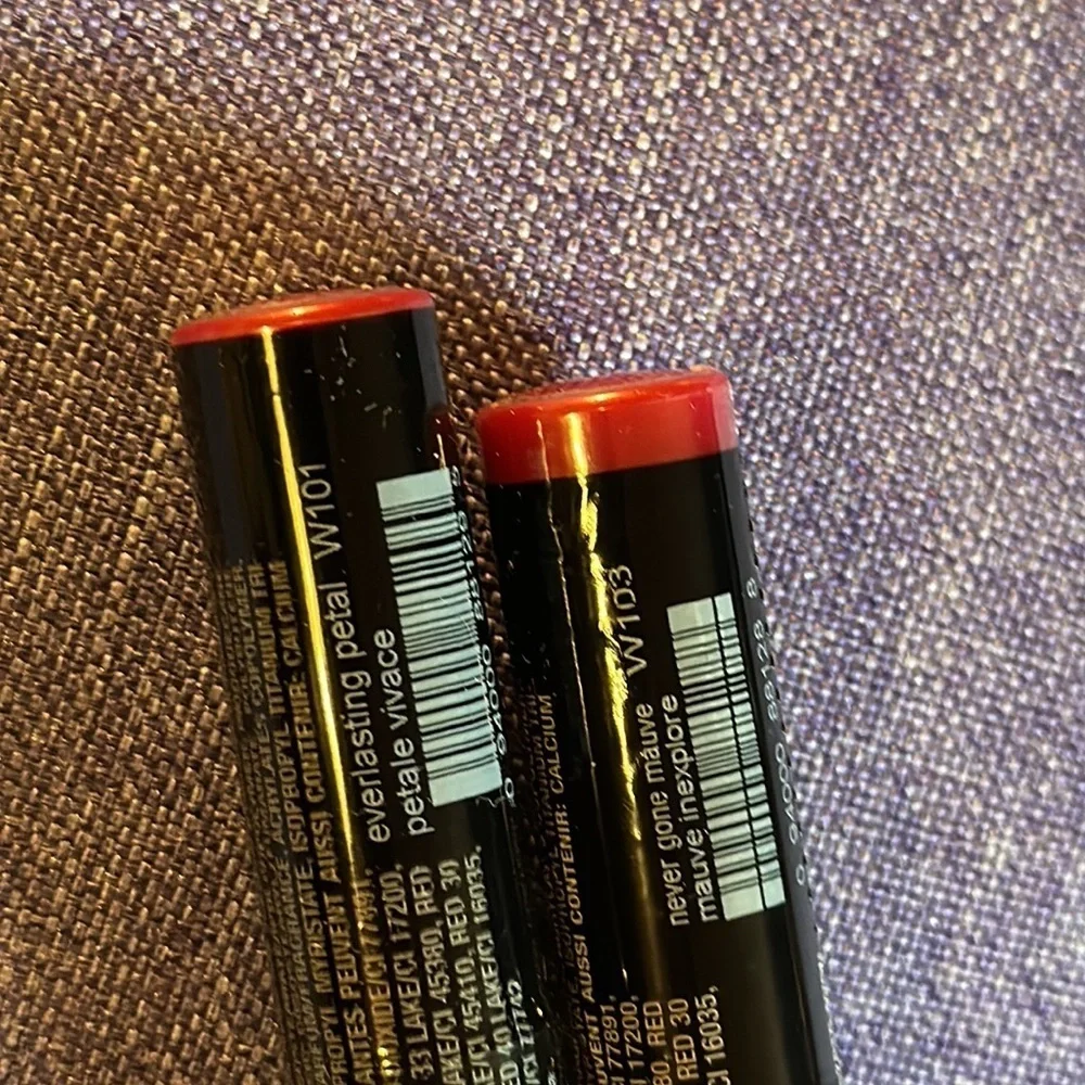 NIP Avon Set of 2 Everlasting Lip Glosses- Never Gone Mauve & Everlasting Petal
